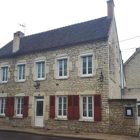 Chambres D'Hotes La Chaumiere Arcy-sur-Cure Екстериор снимка