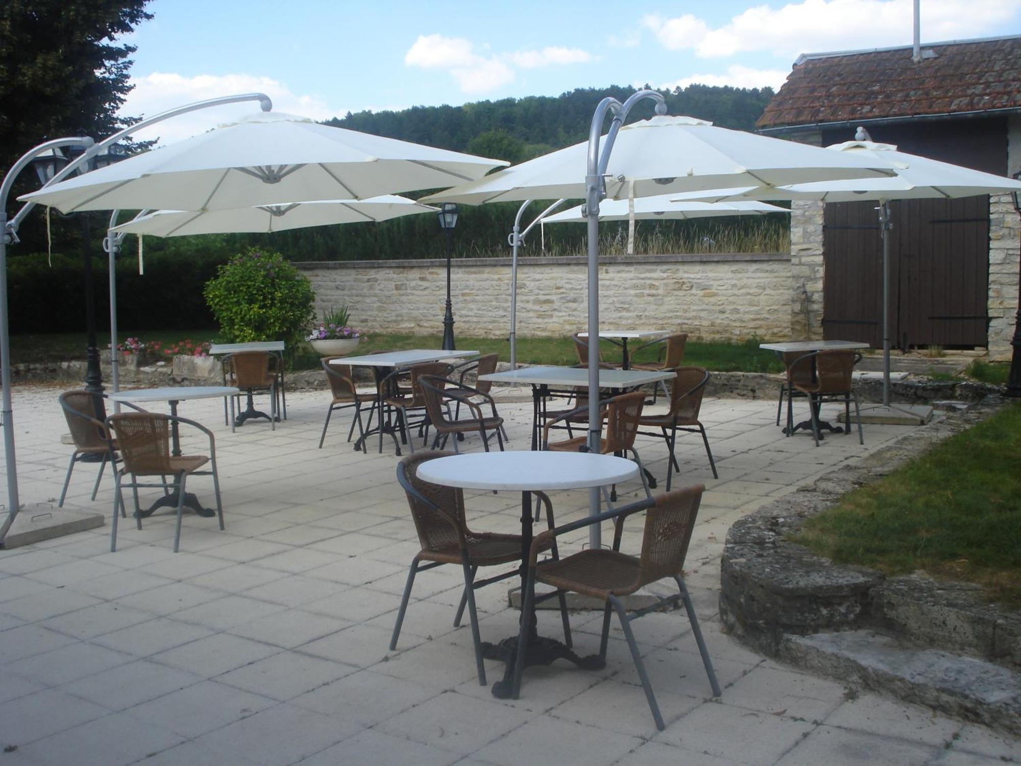 Chambres D'Hotes La Chaumiere Arcy-sur-Cure Екстериор снимка